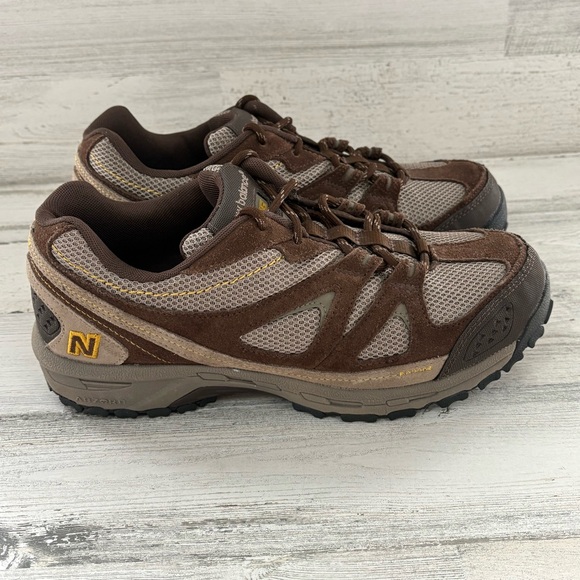 Hiking Shoes New Balance Walking Sneakers Mens New Balance Men's 606 Size  10 4E Wide Lace Up Hiking/Trekking